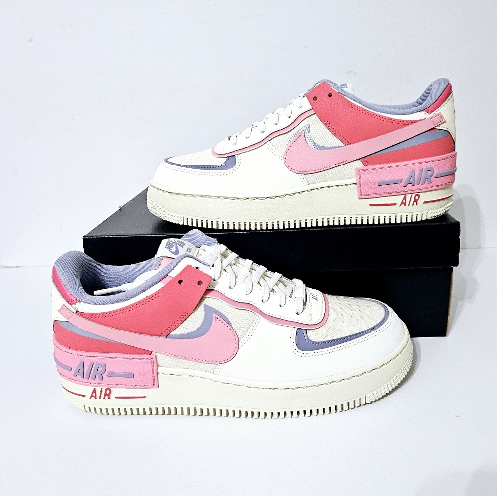 Nike Wmn AF1 Shadow Coral Chalk